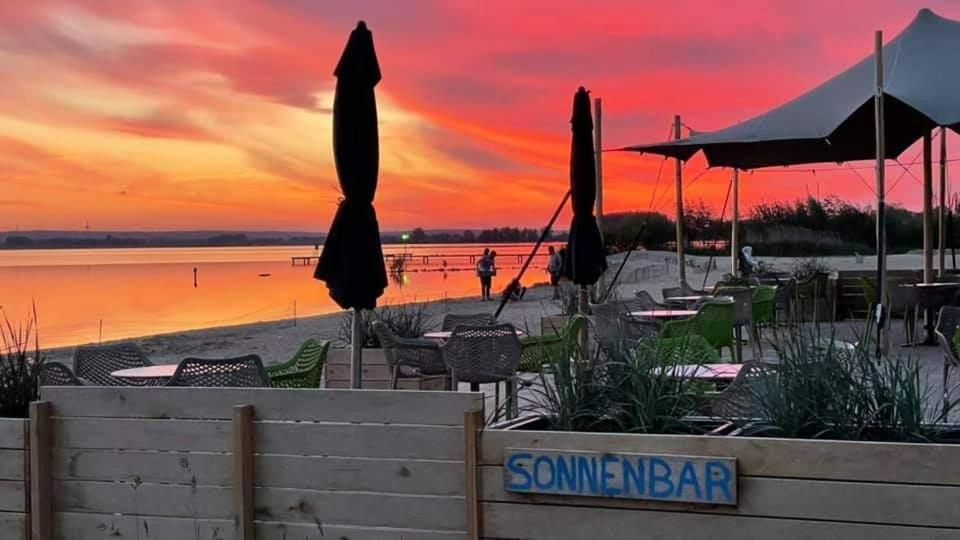 Duemmerliebe Mit Garten, 10 Min. Fusslaeufig Zum See Hüde Exterior foto